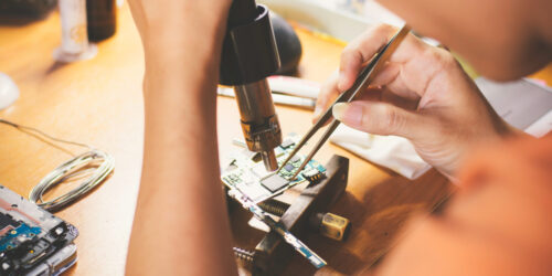 The Technological Evolution Of Cellphone Companies