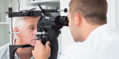 Cataract Surgery – Here’s What You Need To Be Aware Of