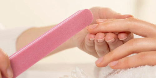 How to plan a career as a nail technician