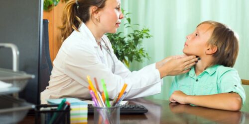 Hypothyroidism vs. hyperthyroidism – Know the difference